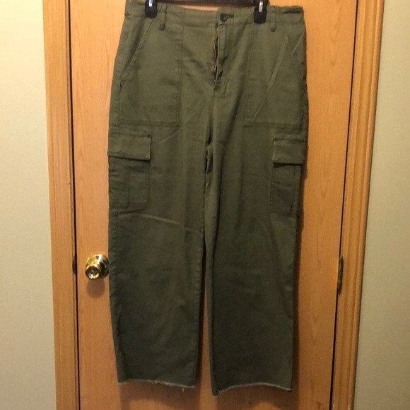 Fashion nova tunnel vision cropped jeans olive green size XL - Picture 1 of 9